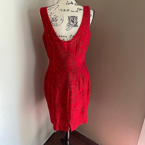 Vintage Carmen Marc Valvo red wool crepe beaded dress - Picture 5 of 10